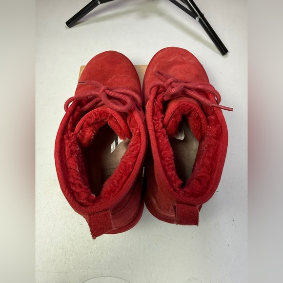 UGG MEN'S NEUMEL SUEDE SHEARLING LINED CHUKKA BOOTS RED Sz 9 - Picture 13 of 13